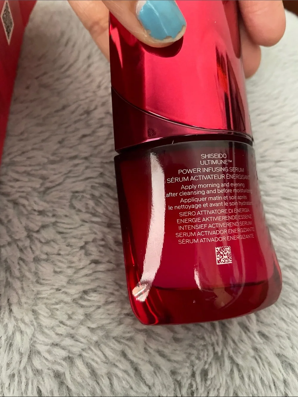 Shiseido Ultimune Power Infusing Serum - Metallic Red